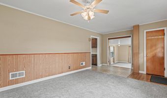 216 S Michigan Ave, Addison, IL 60101