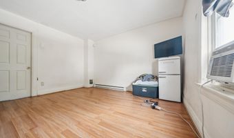 605 N 9TH St, Allentown, PA 18102