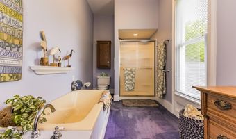 12801 E Edgewater Dr, Albany, IN 47320