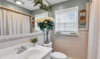 115 Hatteras Rd, Barnegat, NJ 08005