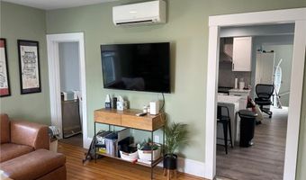35 Elm St B, Newport, RI 02840