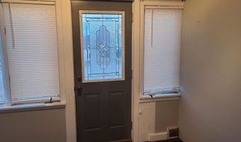 1326 W SPENCER St, Appleton, WI 54914