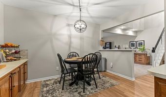 19 Parkplace N, Allen Park, MI 48101