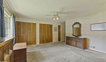 618 Mellowood Dr, Indianapolis, IN 46217