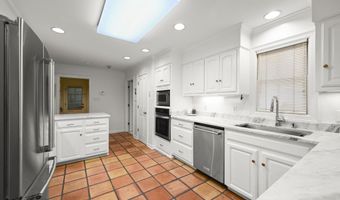 7510 Old Sturbridge Ln, Baton Rouge, LA 70806