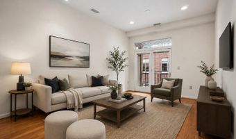 309 HOLLAND 327, Alexandria, VA 22314
