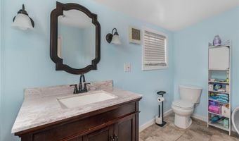 73 Beech Ave, Cranston, RI 02910