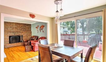 5 HIGH St, Warwick, RI 02886