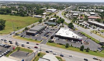 201 SW 14th St Suite 104, Bentonville, AR 72712