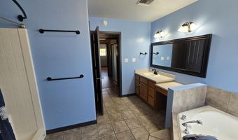 986 W Coffee Dr, Benson, AZ 85602