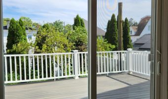 19 Valley Rd A, Cos Cob, CT 06807