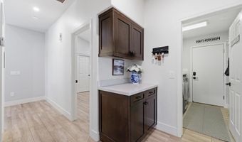 640 N ALDER Dr, Chandler, AZ 85226