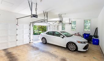 7009 PERSIMMON TREE Rd, Bethesda, MD 20817