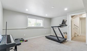 12438 W 70th Pl, Arvada, CO 80004