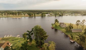 548 Walker Ln, Baxley, GA 31515