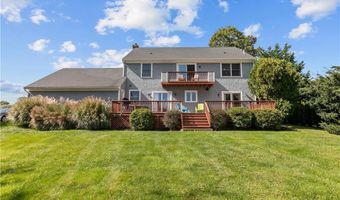 20 Morrison Ave, Middletown, RI 02840