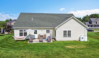 15 Fieldstone Dr, Augusta, ME 04330