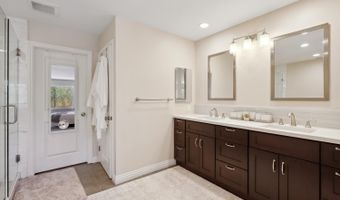 7027 Alicante Rd, Carlsbad, CA 92009