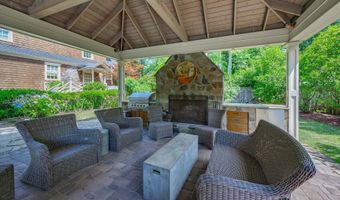 2012 Broad St, Camden, SC 29020