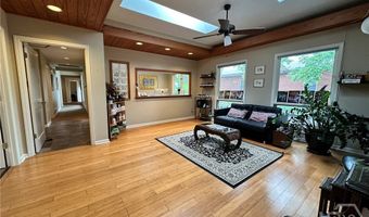 2080 Prince Ave, Athens, GA 30606