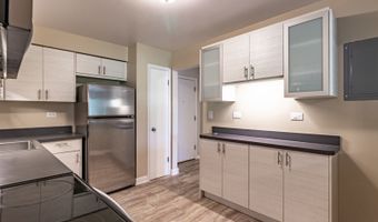 711 E Falcon Dr 201, Arlington Heights, IL 60005