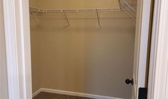 628 Oakside Pl, Acworth, GA 30102