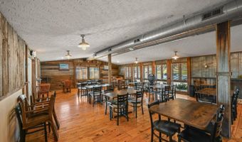 617 Green Blvd, Aurora, IN 47001