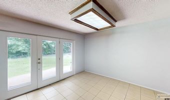 10203 Crestview Dr, Tyler, TX 75707