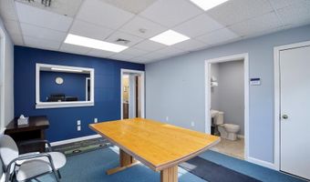 7 Colonel Dr, Bourne, MA 02532