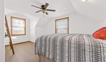 13294 212th Ave, Anamosa, IA 52205
