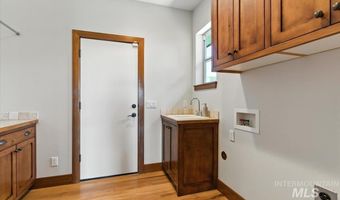4223 N La Fontana Way, Boise, ID 83702