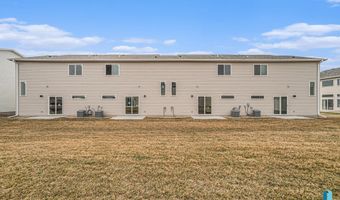 3502 S Chalice Pl, Sioux Falls, SD 57106