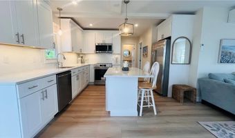 115 Wellington Ave 1, Newport, RI 02840