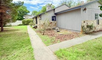 2203 Utah St, Carlsbad, NM 88220