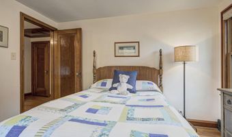 314 E RANDALL St, Appleton, WI 54911