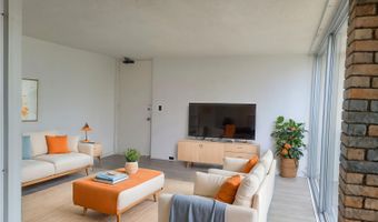 620 Mccully St 808, Honolulu, HI 96826