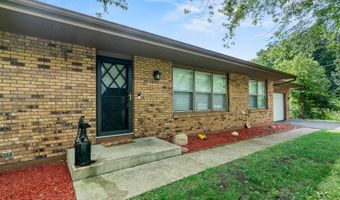 1025 Harper Dr, Algonquin, IL 60102