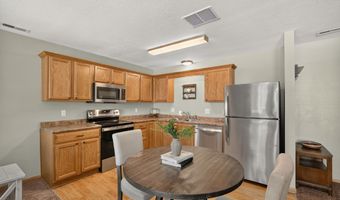 3020 SW Sharmin Ln, Ankeny, IA 50023