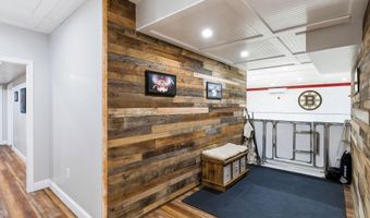 25 Ellison Dr, Bedford, NH 03110