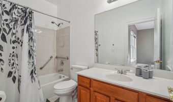 2205 DHOW Ct, Bowie, MD 20721