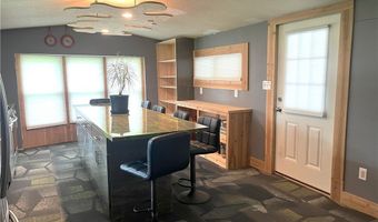 1376 Fairview Ave, Atwater, OH 44201
