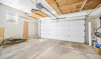 1998 Bancroft Dr, Ann Arbor, MI 48108