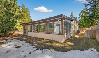 1649 Crown Point Pkwy, Cascade, ID 83611