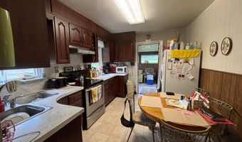 276 Blue Jay Dr, Beaver, WV 25813