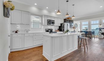 1069 SHORE ACRES Rd, Arnold, MD 21012