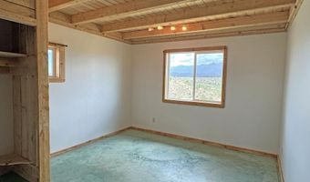 620 Tune Dr, Arroyo Hondo, NM 87513