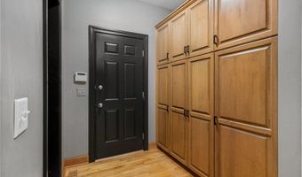 602 24th St NW, Austin, MN 55912