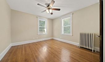9 Parkwood Ter, Boston, MA 02130