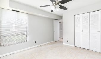 7802 DASSETT Ct T-3, Annandale, VA 22003