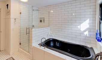 22 Deacon Willey Rd, Campton, NH 03223